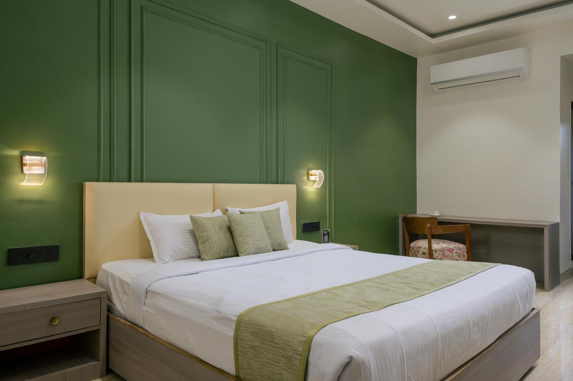 Hotel The Grand Neelam Rāipur Esterno foto